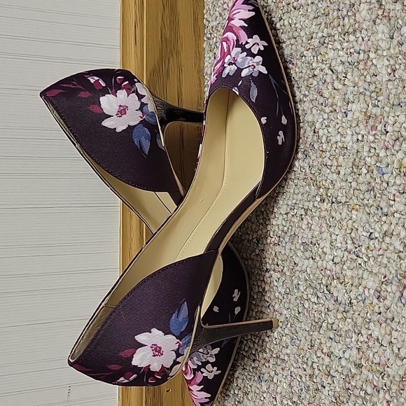 White House Black Market Ella Cabernet Floral Print Heels, Women's Sz 8 - Picture 4 of 8